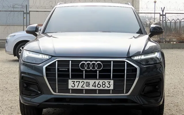 수원중고차거래 Q5 (FY) 45 TFSI 콰트로 스포트백 매물 사진 7 - 2024/11 15,637km